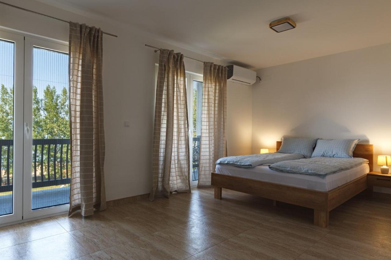 Apartmani Porto Golubac Exterior foto